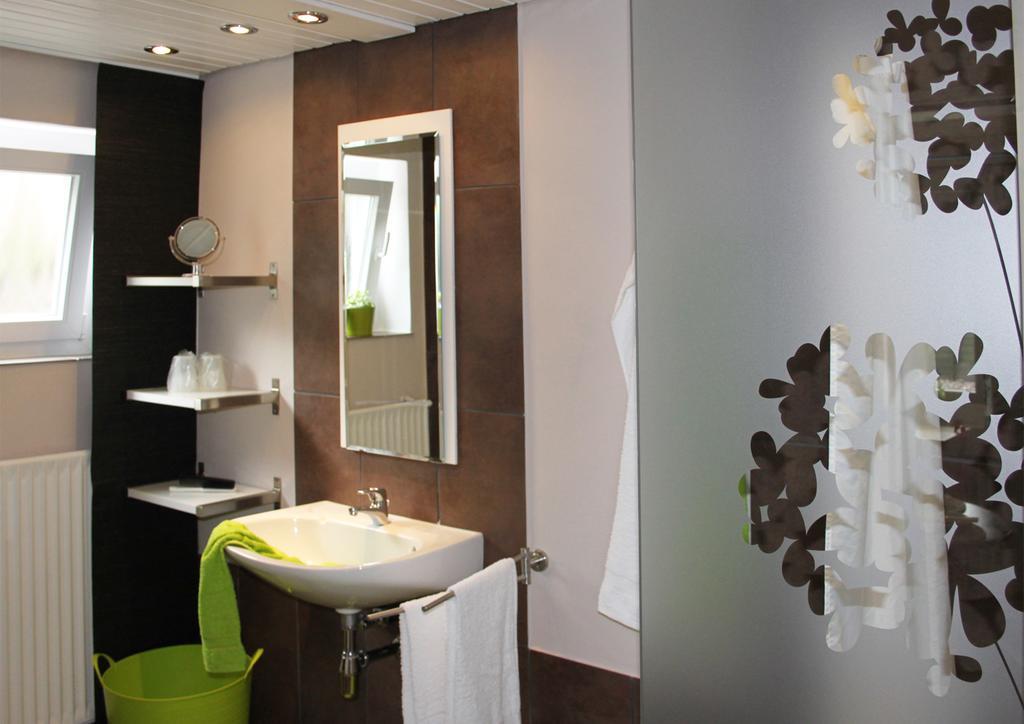 Haus Sonnenschein Apartment Wiltingen Ngoại thất bức ảnh